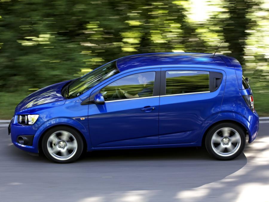  Chevrolet Aveo 2011 года  (фото 2 из 25)